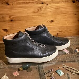 Frye Lena Black Leather Zip Hightop Sneakers